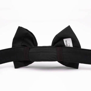Luxury dog accessories from Hogan Parker. Dapper black onyx bow tie.